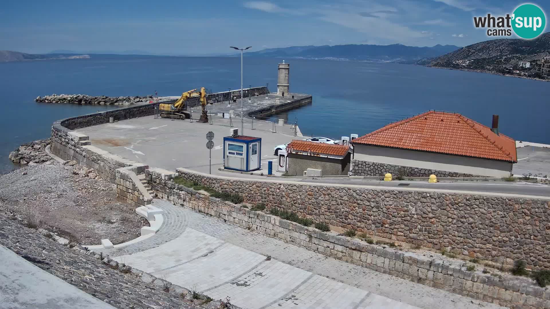 Webcam port de Senj – Vue sur la jetée et le phare