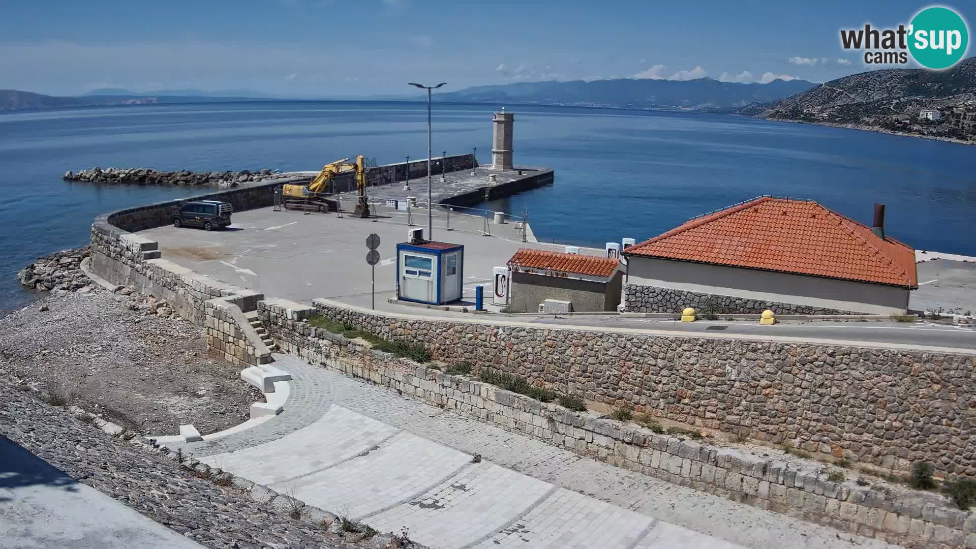Web kamera Senj luka – Lukobran i svjetionik uživo
