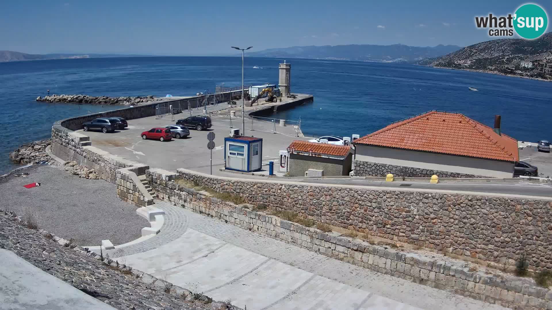 Senj Hafen Webcam – Wellenbrecher & Leuchtturm Liveblick