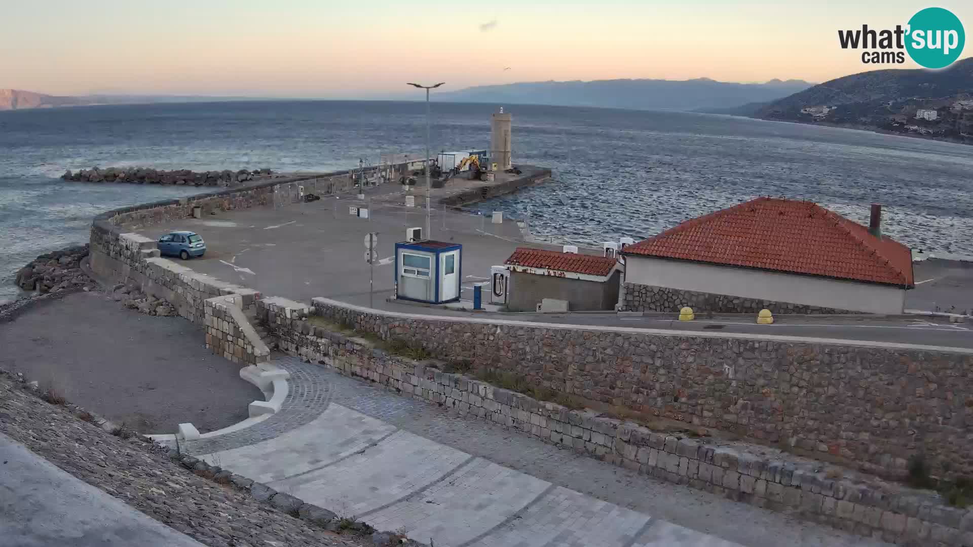 Senj Harbour Webcam – Breakwater & Lighthouse Live View