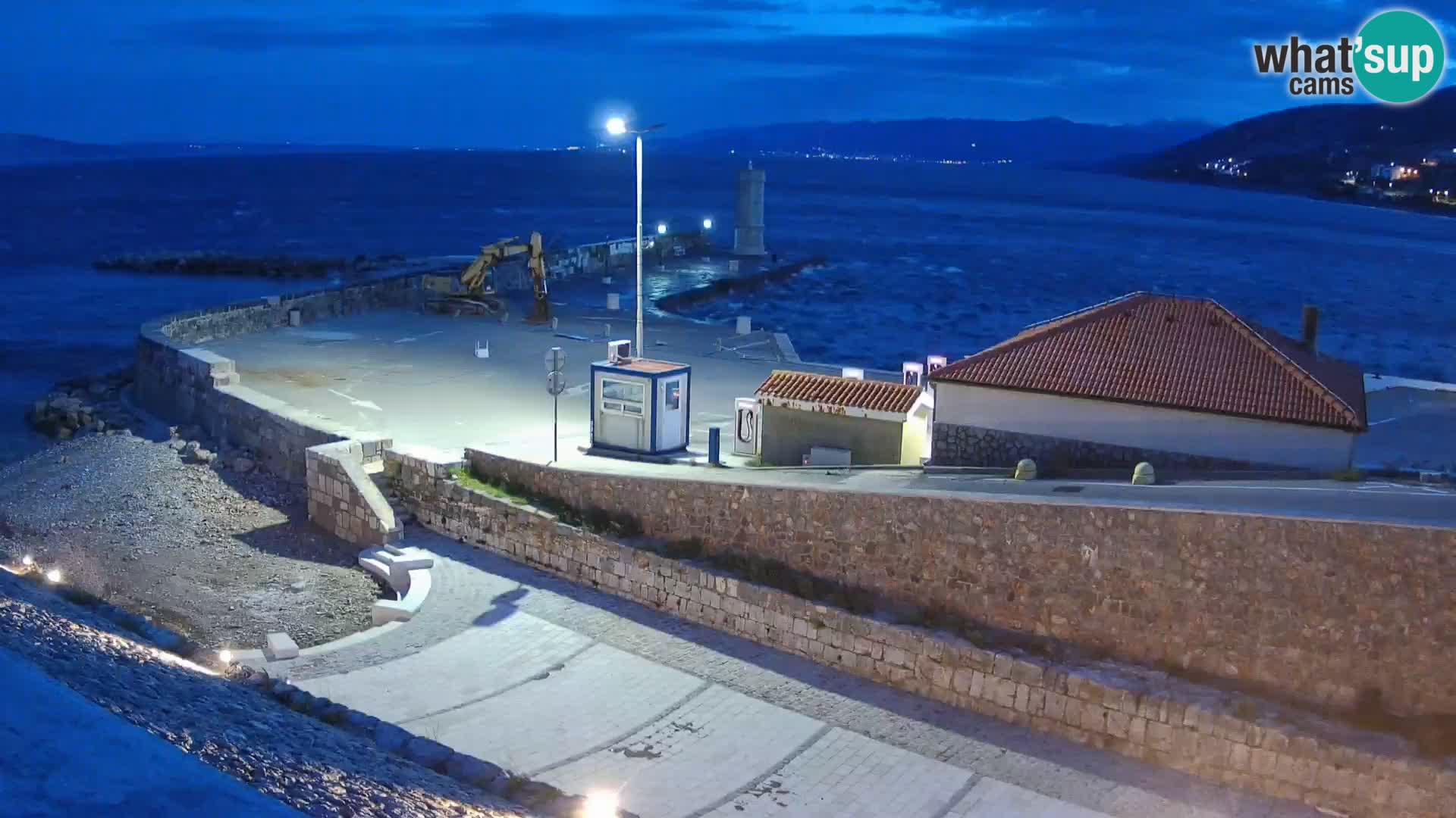 Webcam Porto di Segna – Frangiflutti e Faro in diretta