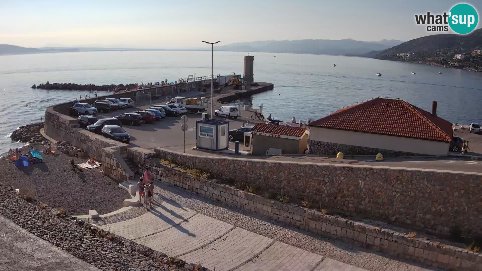 Senj Hafen Webcam – Wellenbrecher & Leuchtturm Liveblick
