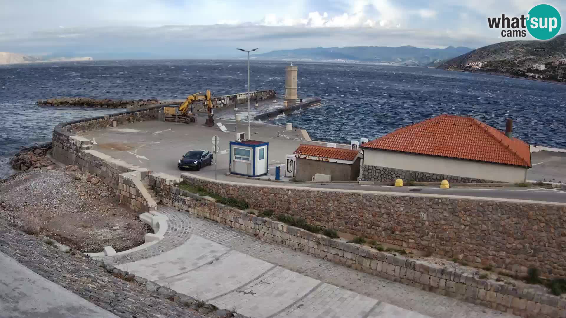 Webcam puerto de Senj – Rompeolas y faro en directo