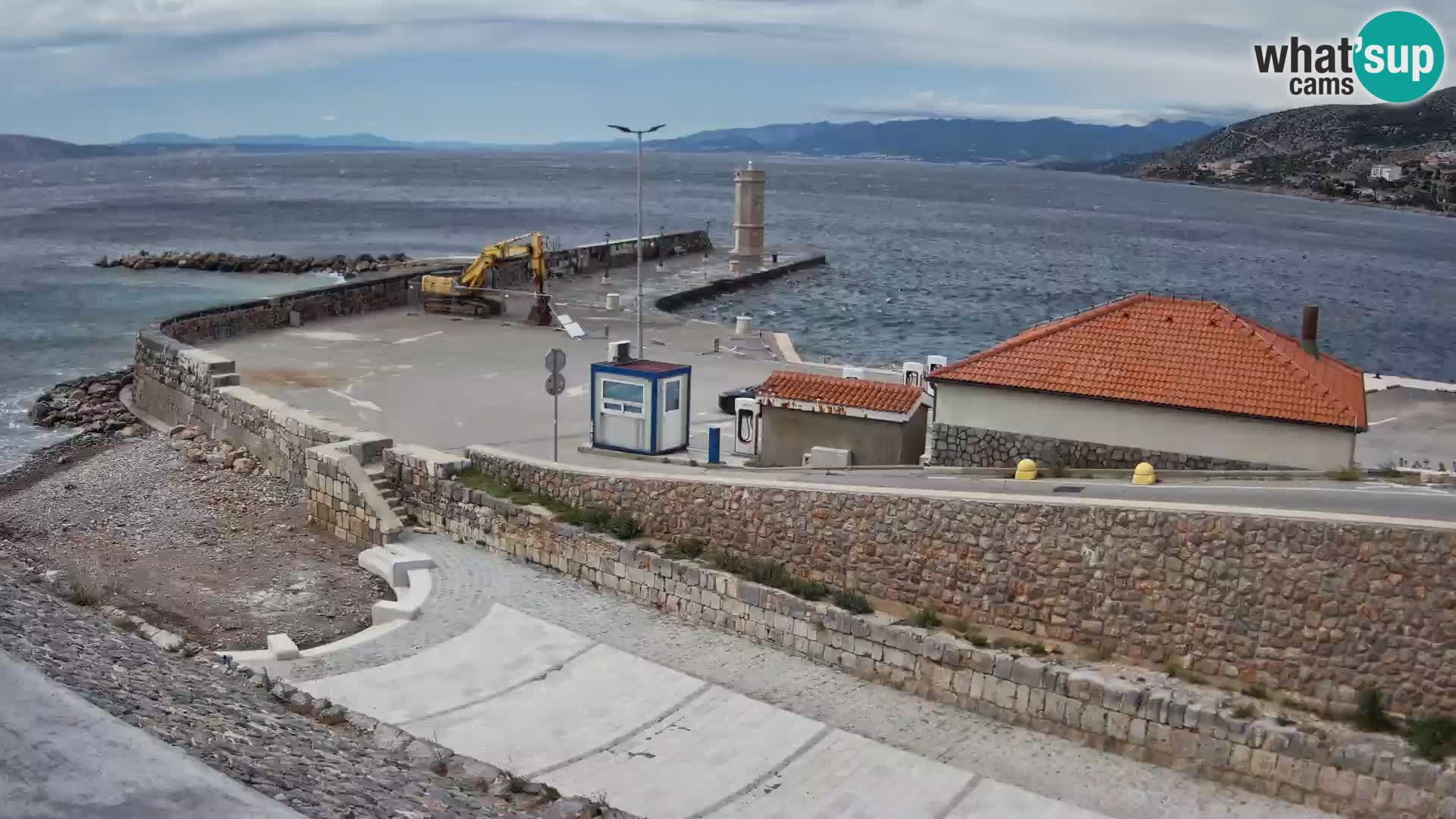 Senj Hafen Webcam – Wellenbrecher & Leuchtturm Liveblick