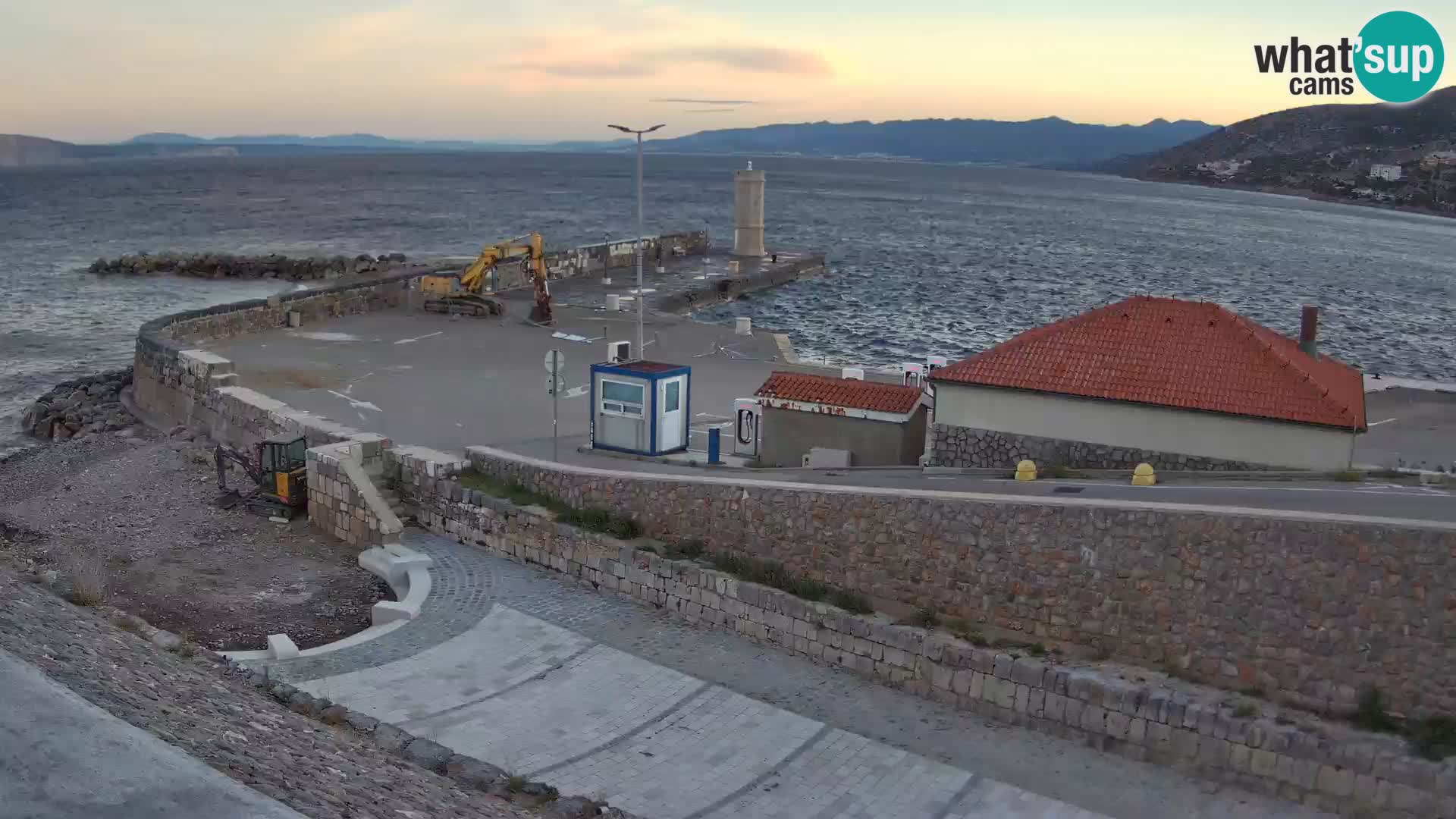 Senj Harbour Webcam – Breakwater & Lighthouse Live View