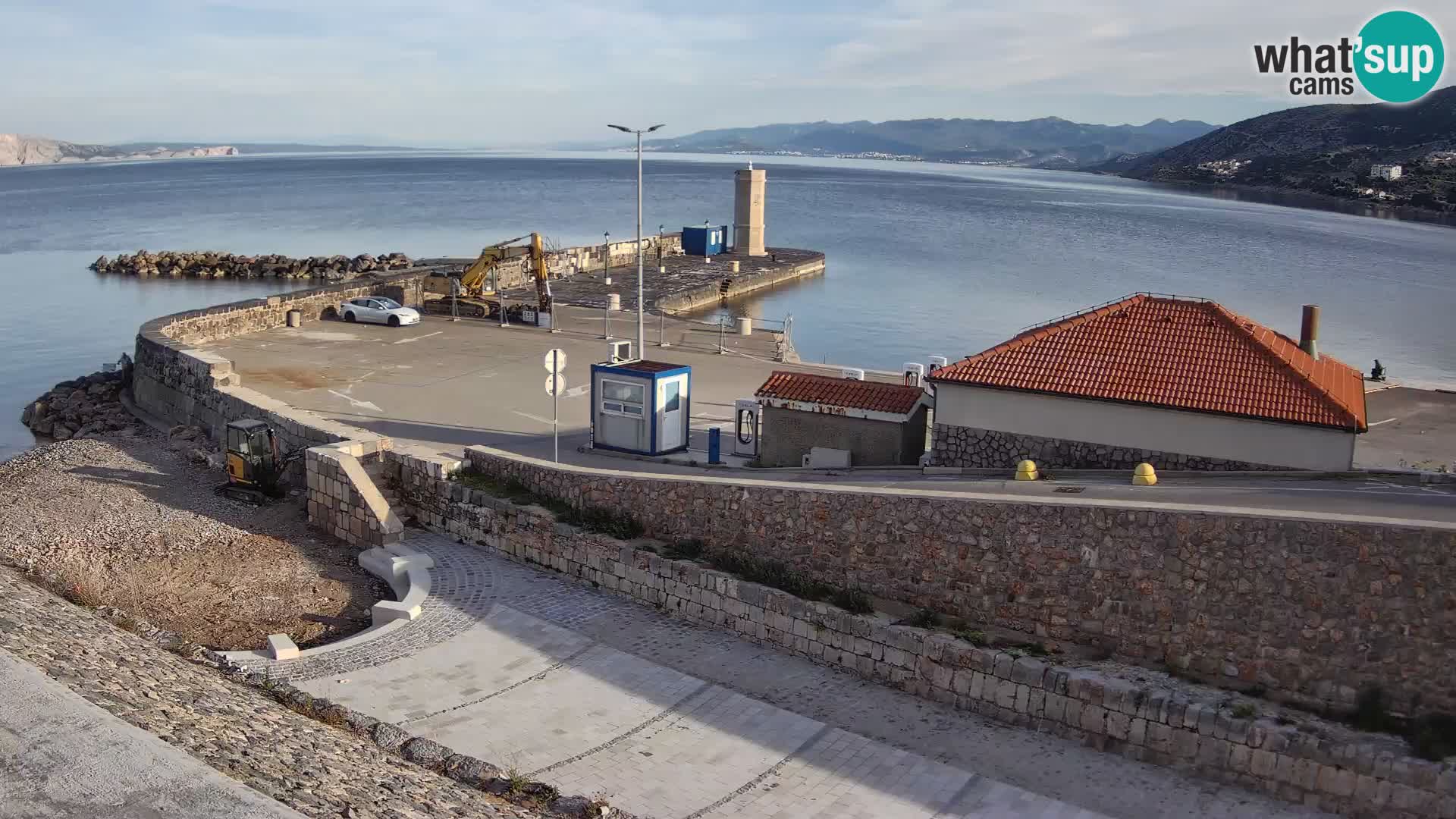 Webcam Porto di Segna – Frangiflutti e Faro in diretta