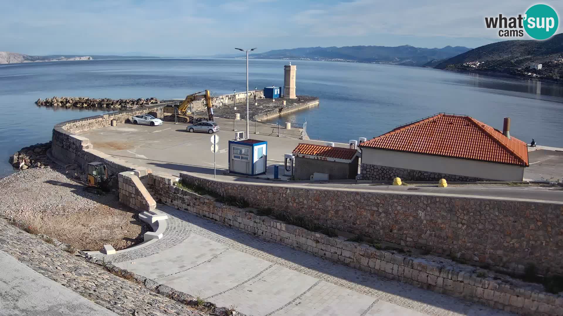 Webcam Porto di Segna – Frangiflutti e Faro in diretta