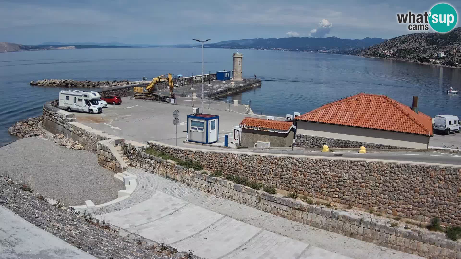 Senj Hafen Webcam – Wellenbrecher & Leuchtturm Liveblick