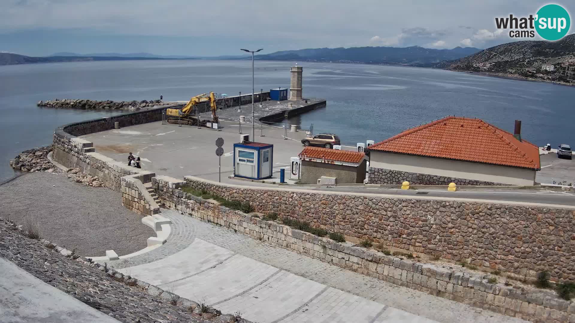 Web kamera Senj luka – Lukobran i svjetionik uživo