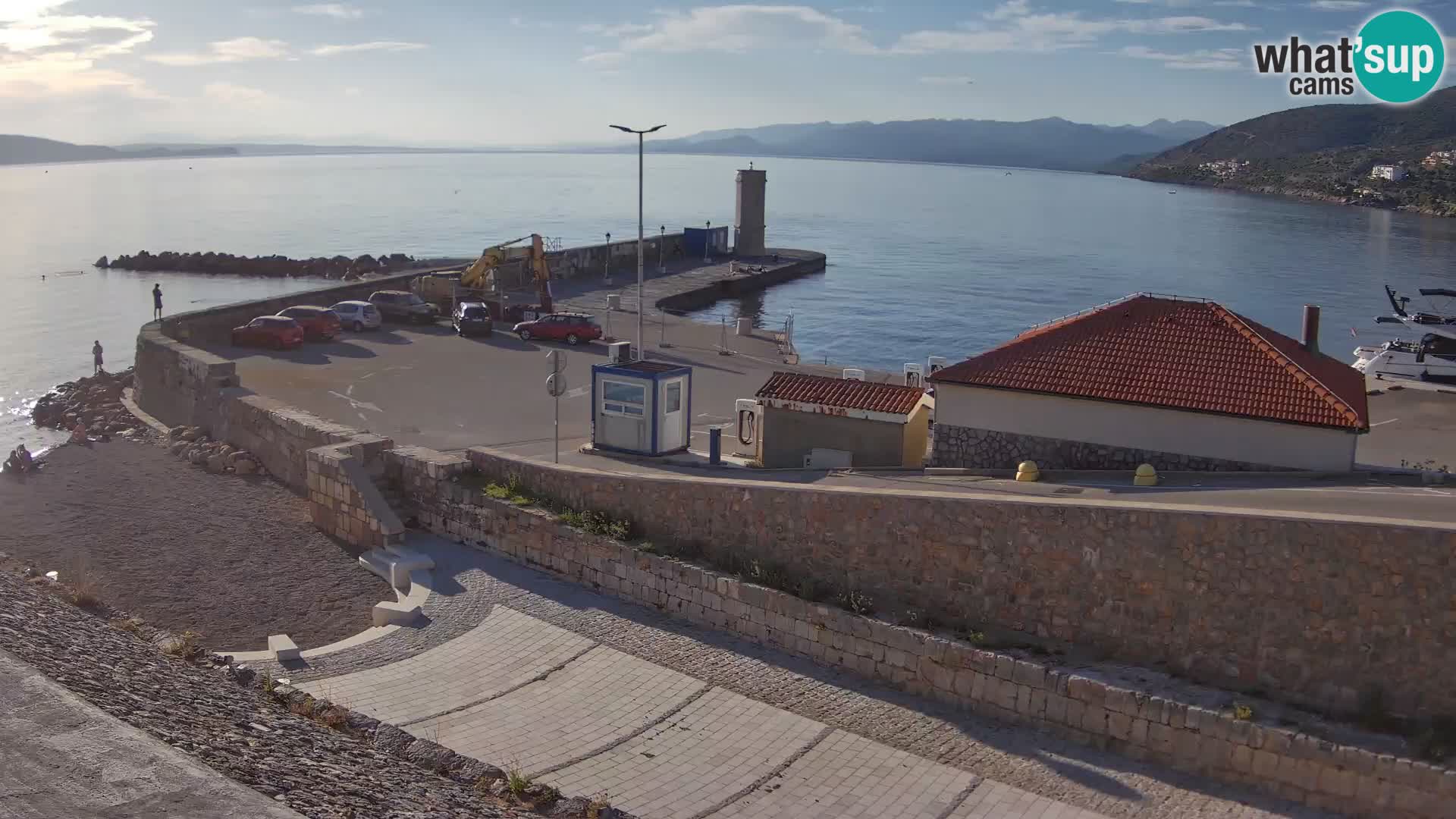 Web kamera Senj luka – Lukobran i svjetionik uživo