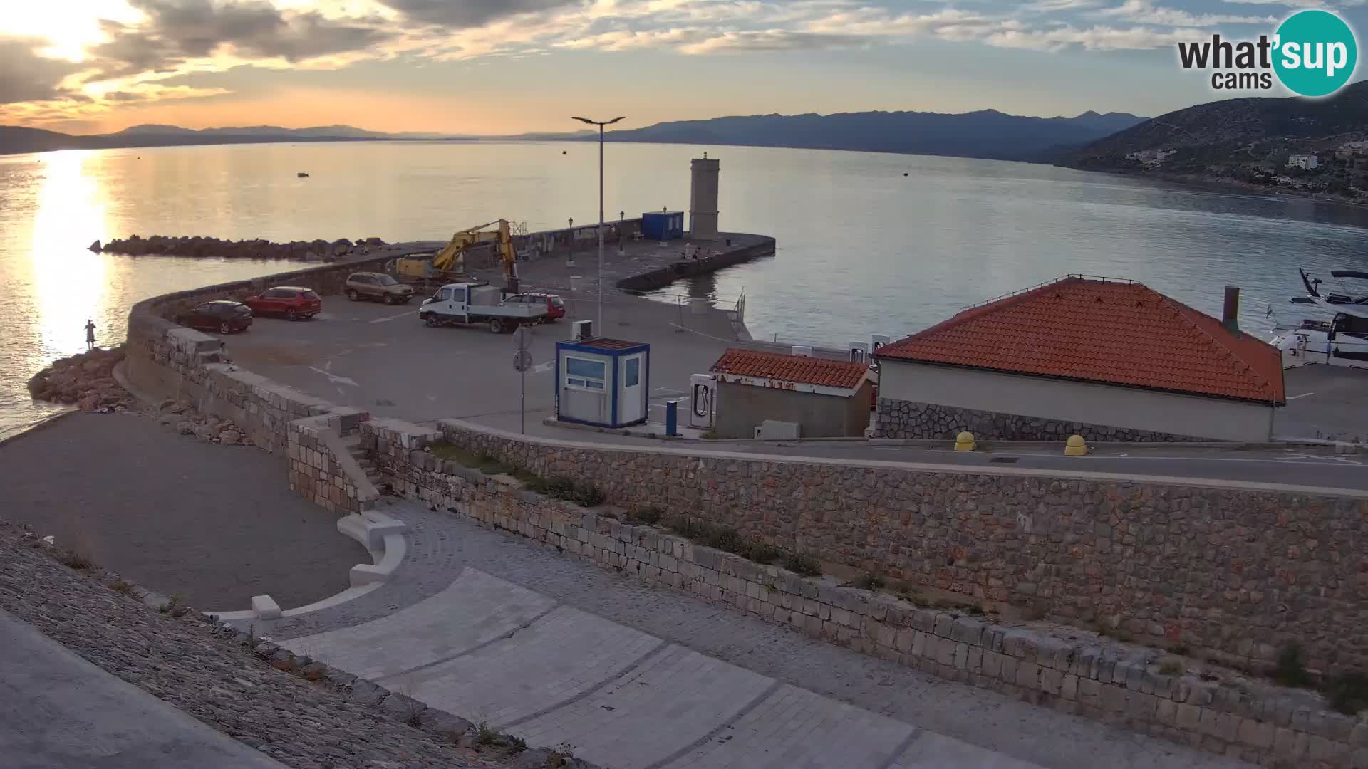 Webcam puerto de Senj – Rompeolas y faro en directo