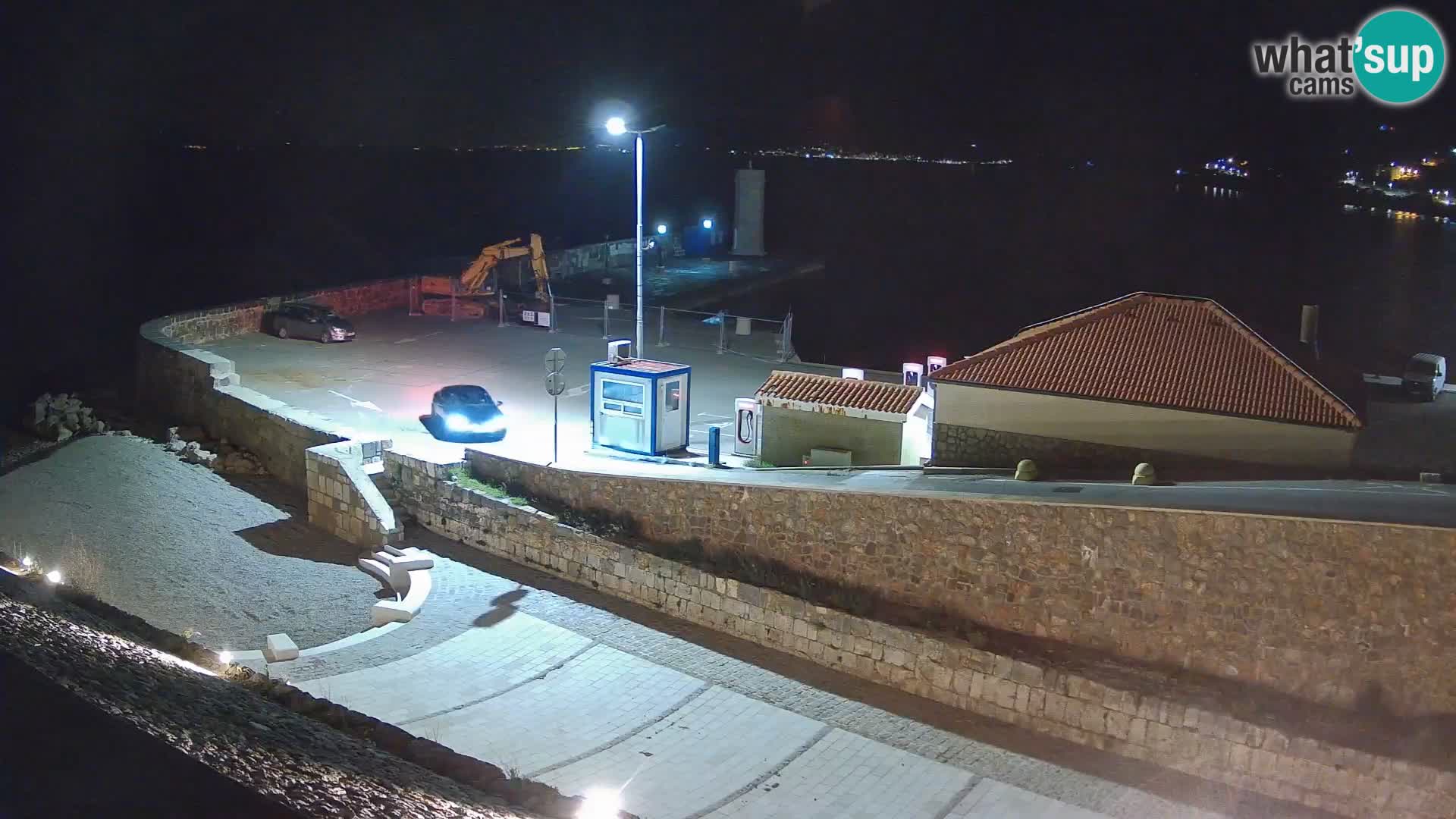 Webcam port de Senj – Vue sur la jetée et le phare