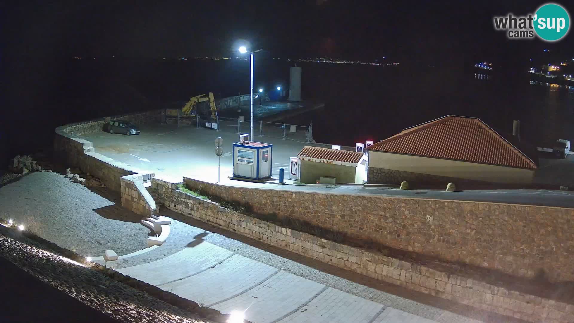 Webcam port de Senj – Vue sur la jetée et le phare