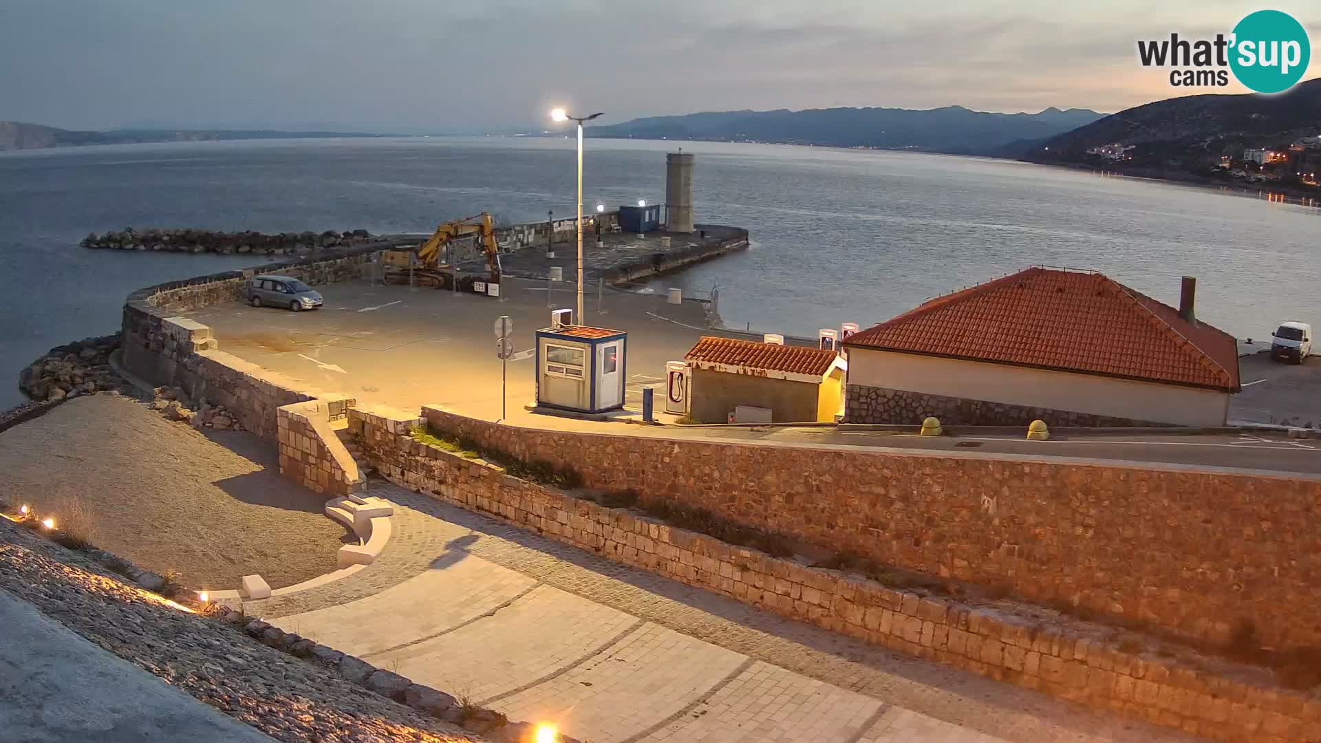 Webcam Porto di Segna – Frangiflutti e Faro in diretta