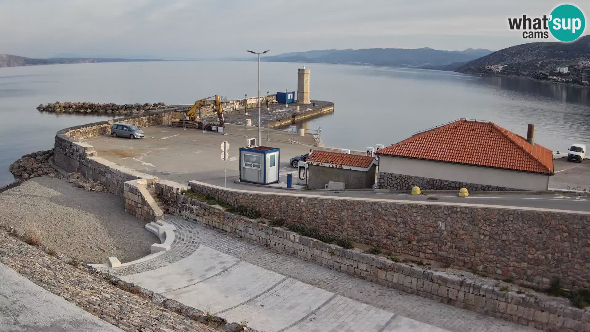 Senj Hafen Webcam – Wellenbrecher & Leuchtturm Liveblick