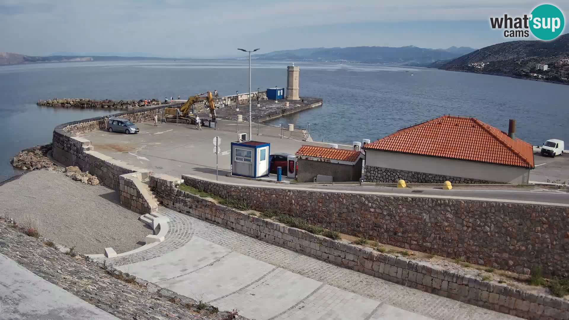 Webcam port de Senj – Vue sur la jetée et le phare