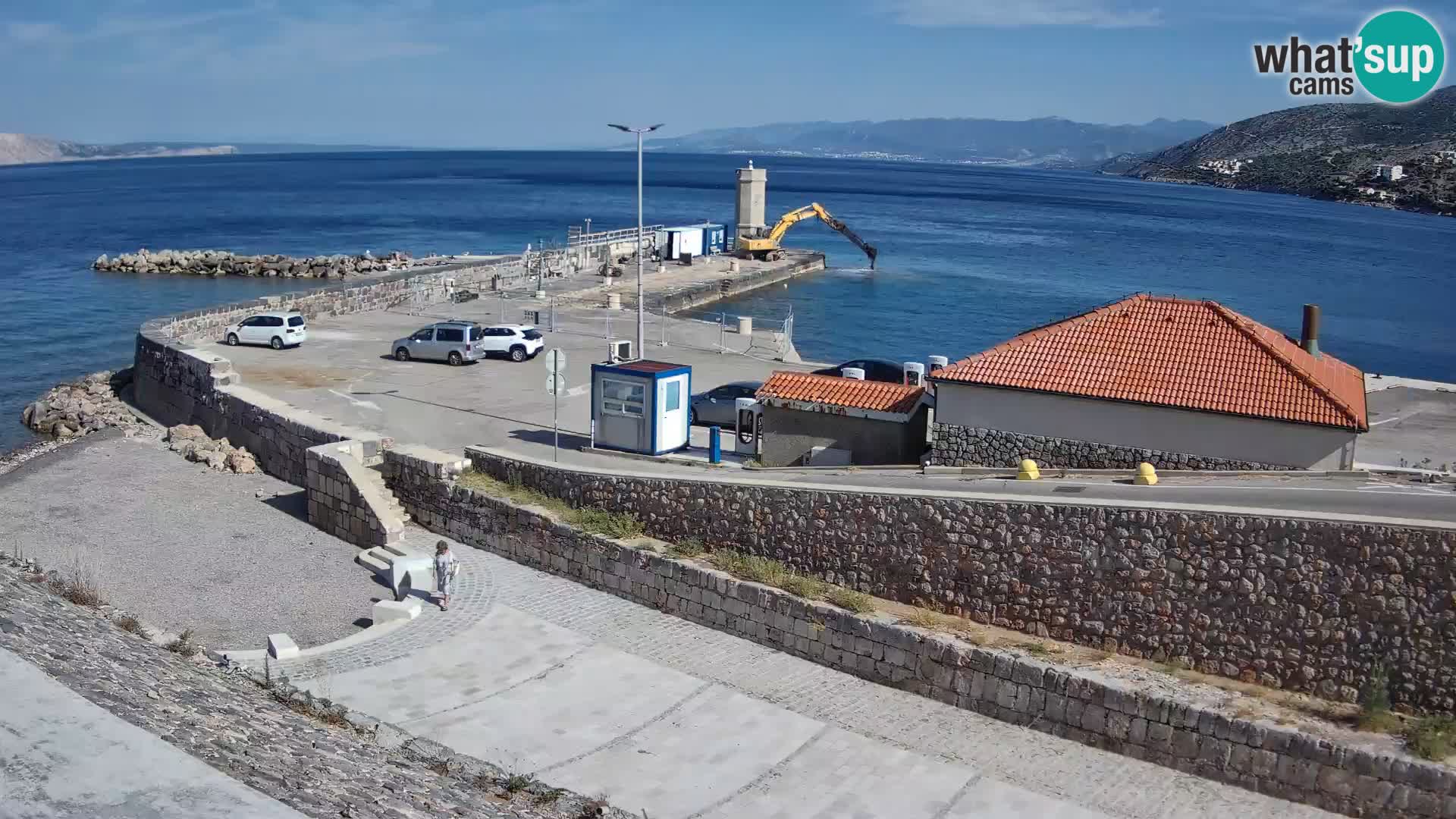 Webcam port de Senj – Vue sur la jetée et le phare
