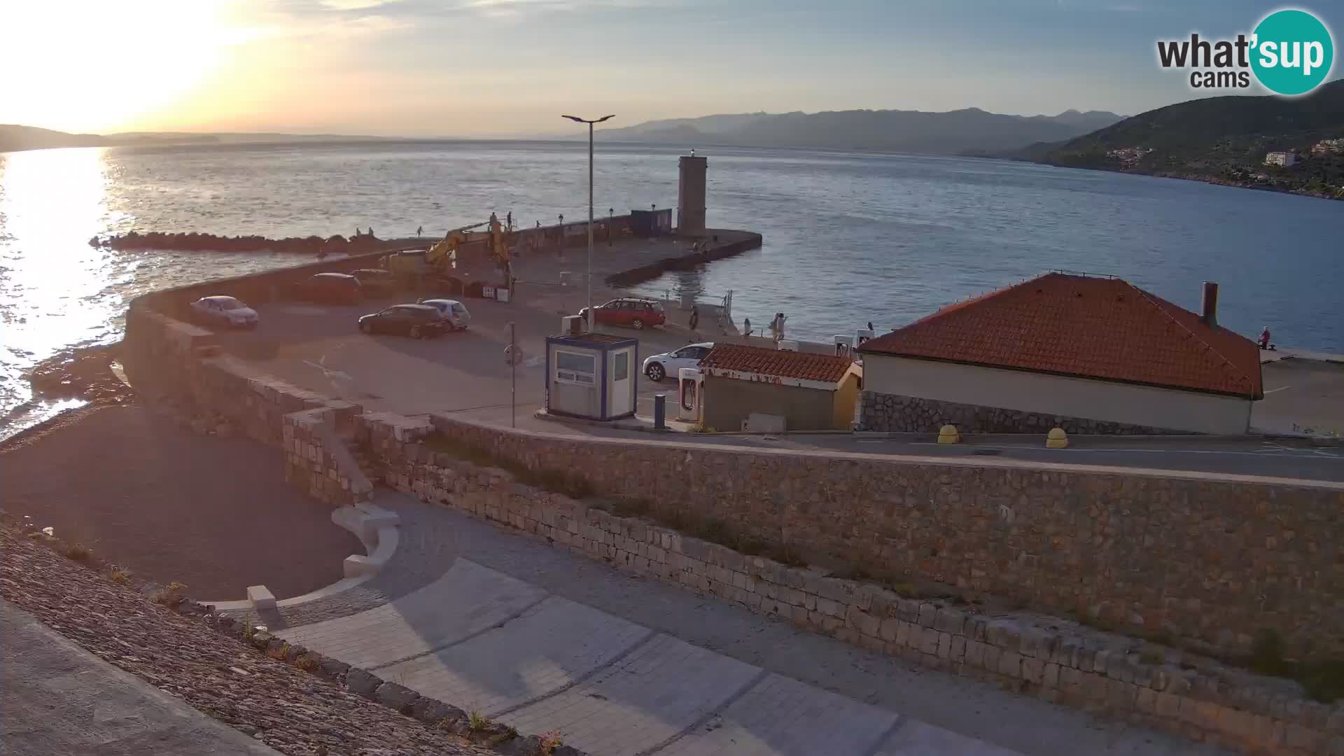 Webcam puerto de Senj – Rompeolas y faro en directo