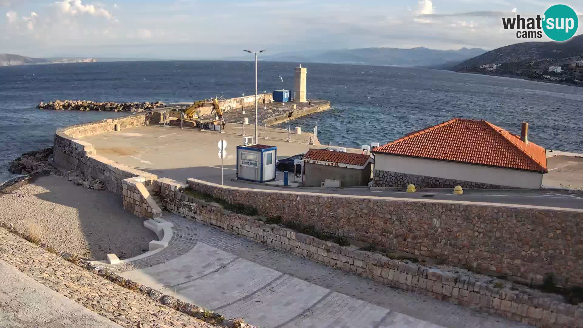 Webcam Porto di Segna – Frangiflutti e Faro in diretta
