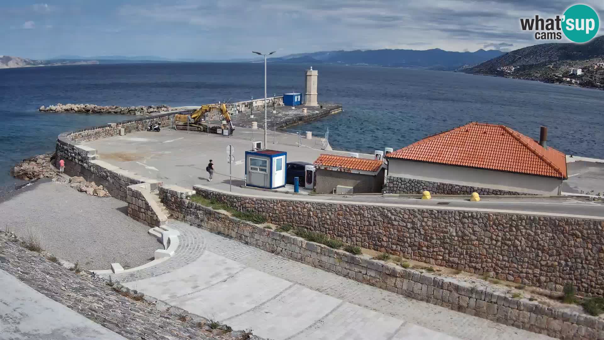 Webcam Porto di Segna – Frangiflutti e Faro in diretta