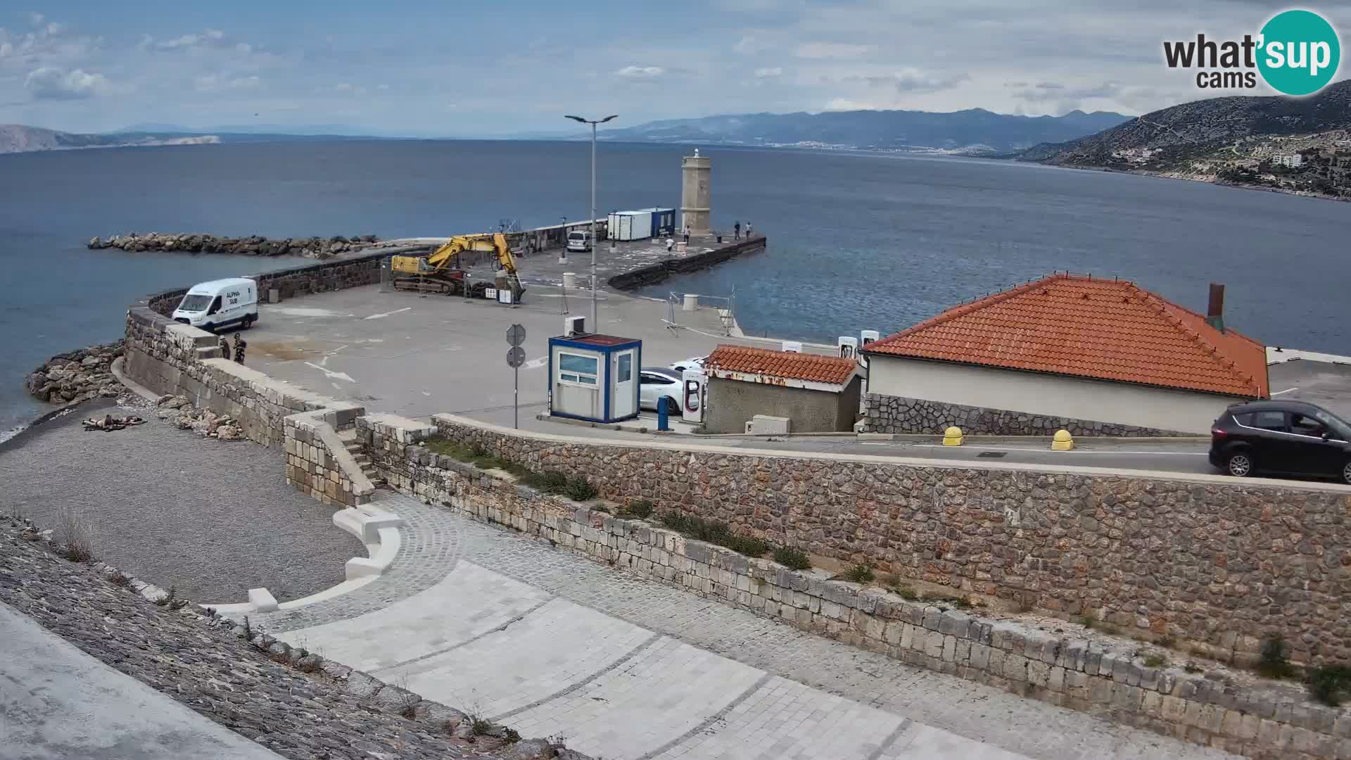Webcam puerto de Senj – Rompeolas y faro en directo