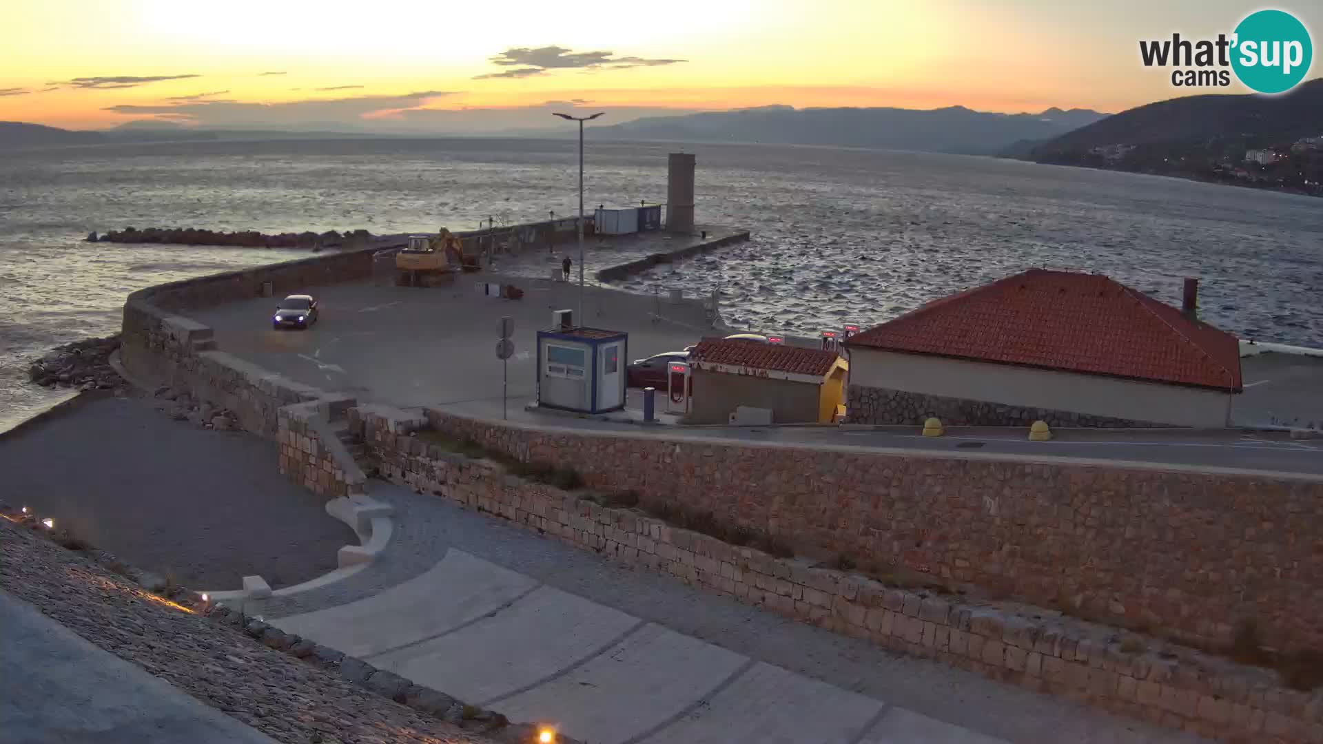 Senj Harbour Webcam – Breakwater & Lighthouse Live View