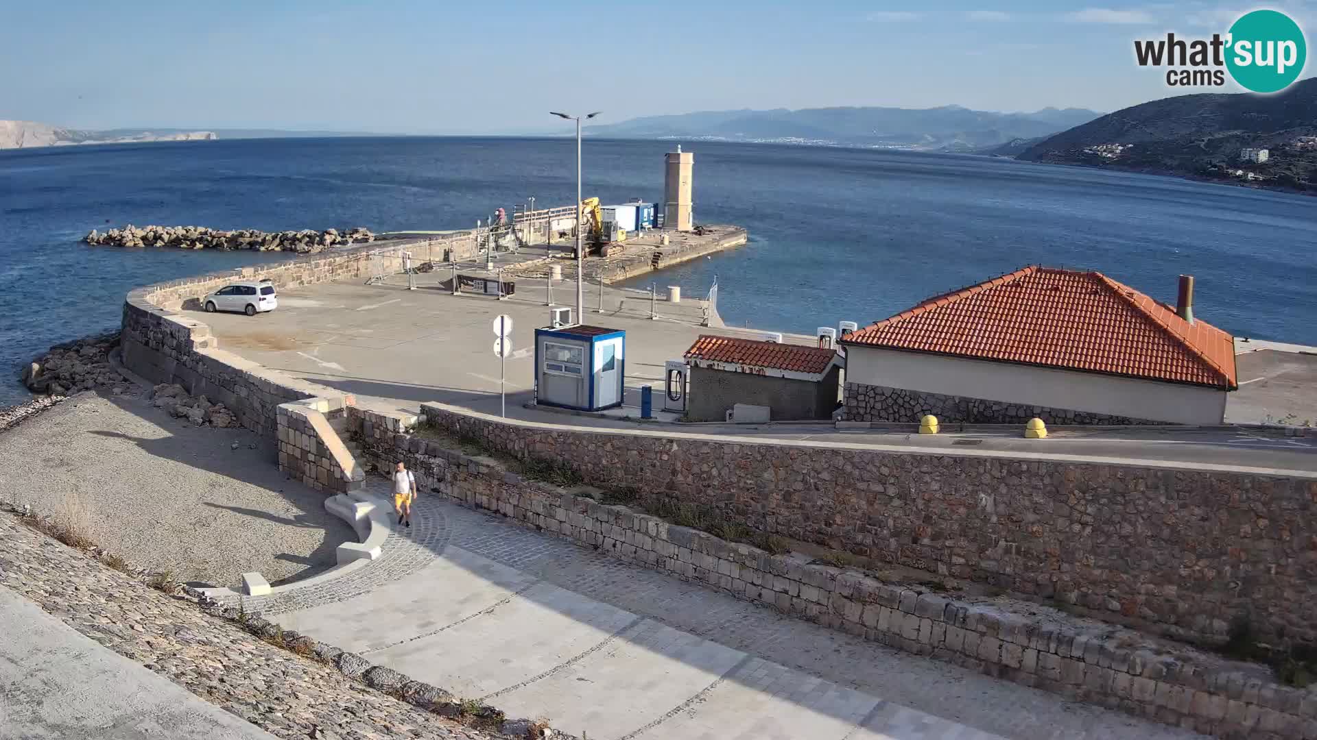 Webcam Porto di Segna – Frangiflutti e Faro in diretta