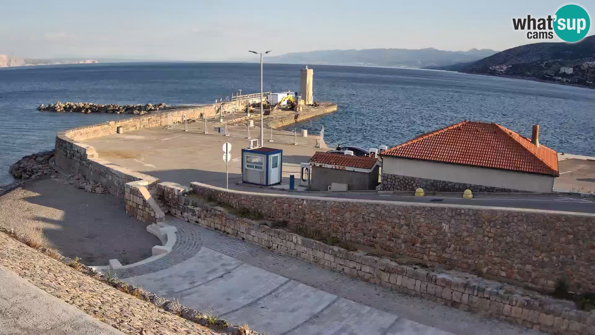 Senj Harbour Webcam – Breakwater & Lighthouse Live View