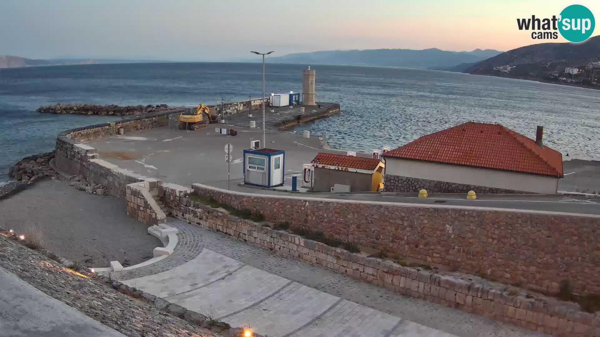 Senj Harbour Webcam – Breakwater & Lighthouse Live View