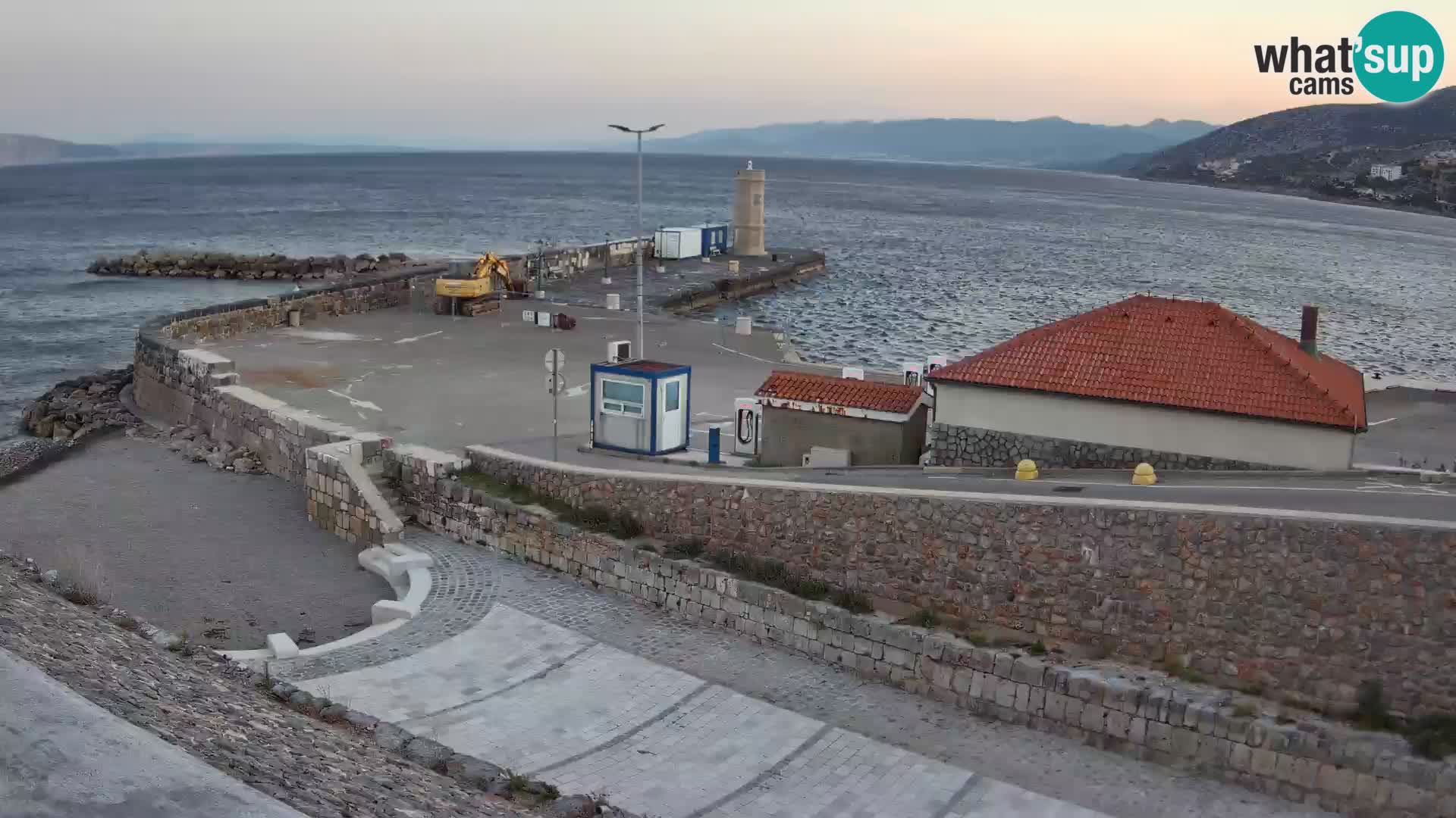 Senj Harbour Webcam – Breakwater & Lighthouse Live View