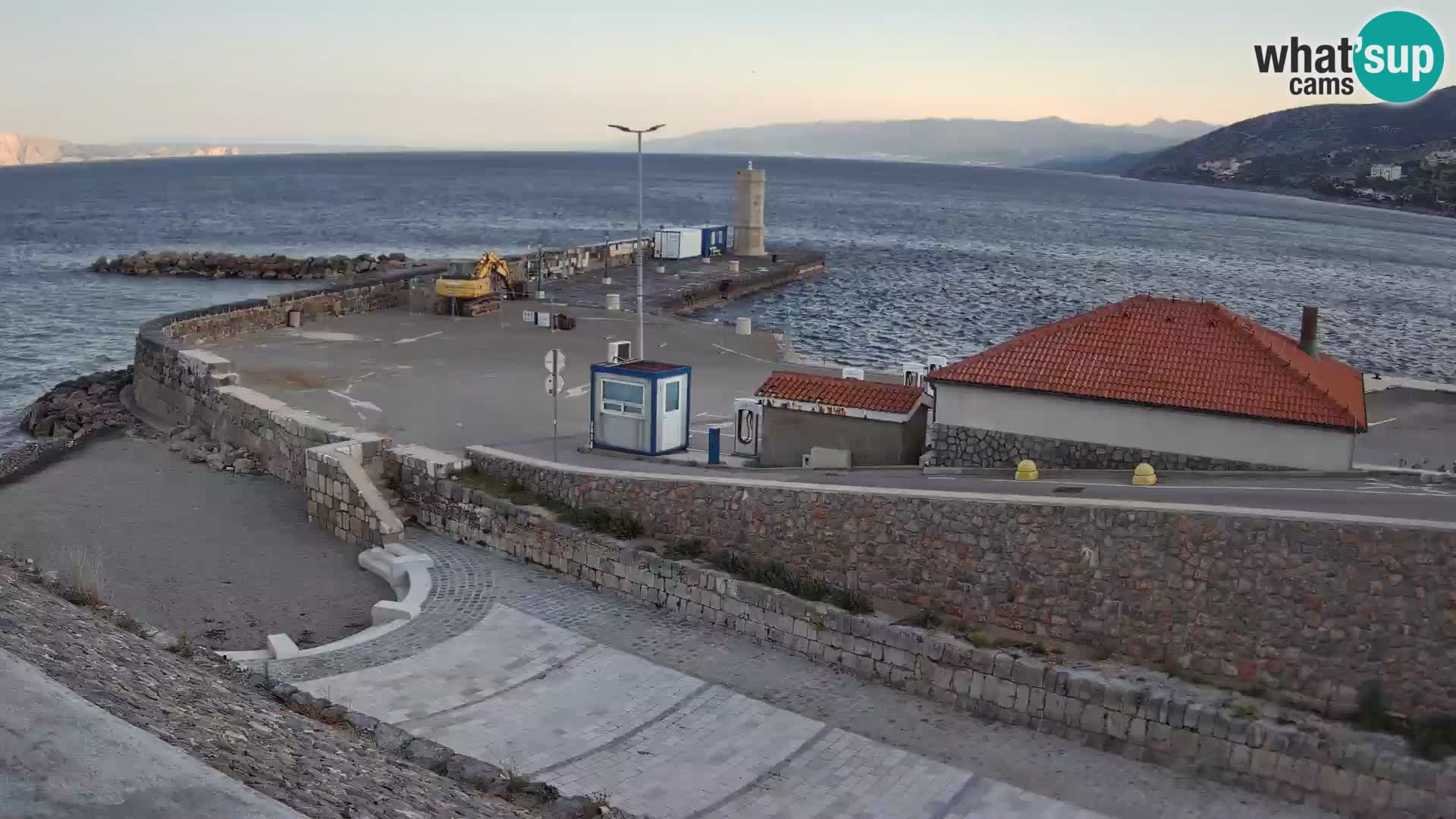 Senj Harbour Webcam – Breakwater & Lighthouse Live View