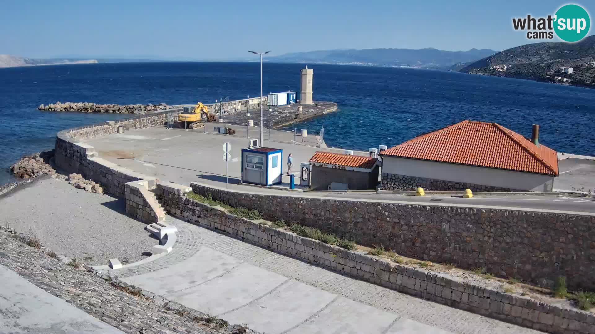 Webcam Porto di Segna – Frangiflutti e Faro in diretta