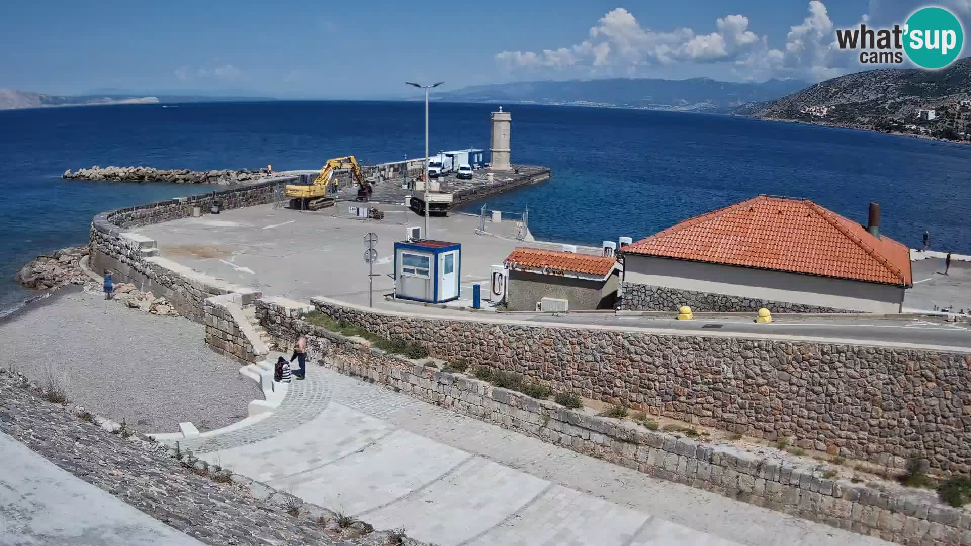 Webcam Porto di Segna – Frangiflutti e Faro in diretta