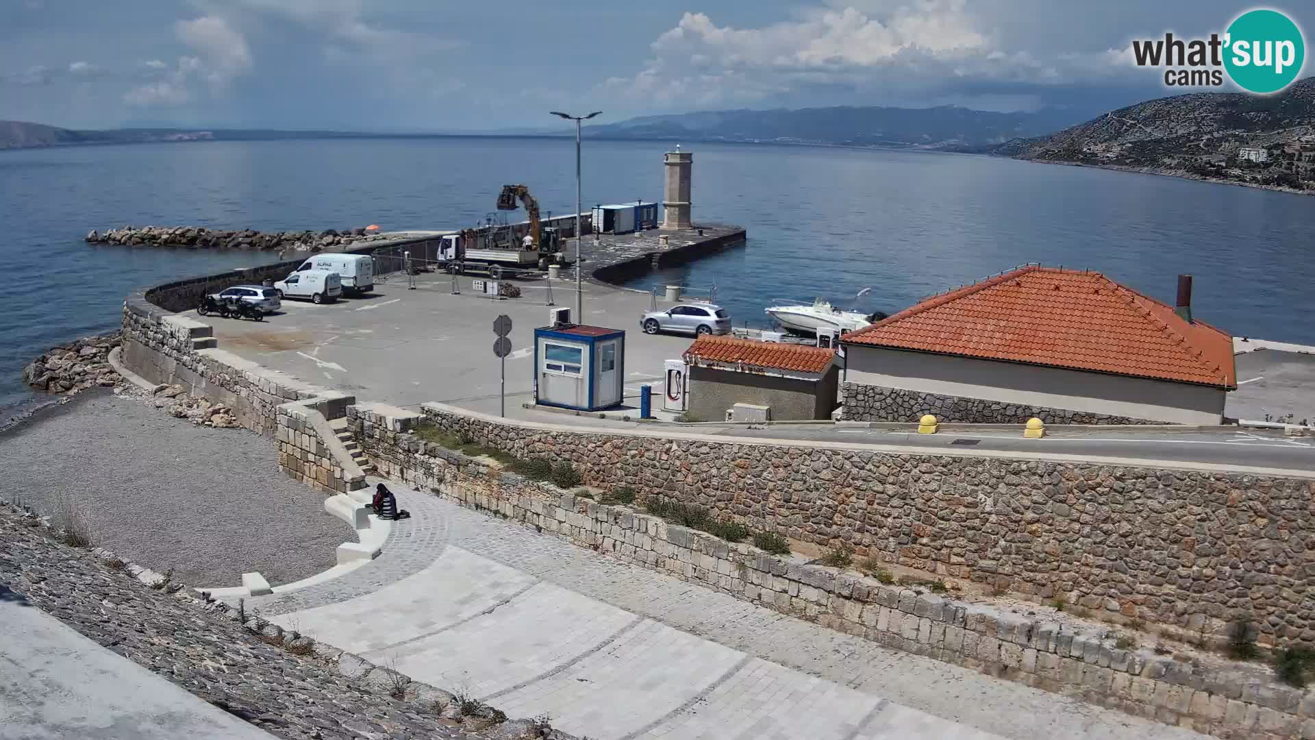 Web kamera Senj luka – Lukobran i svjetionik uživo