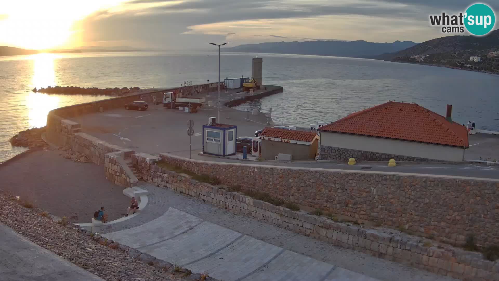 Webcam port de Senj – Vue sur la jetée et le phare