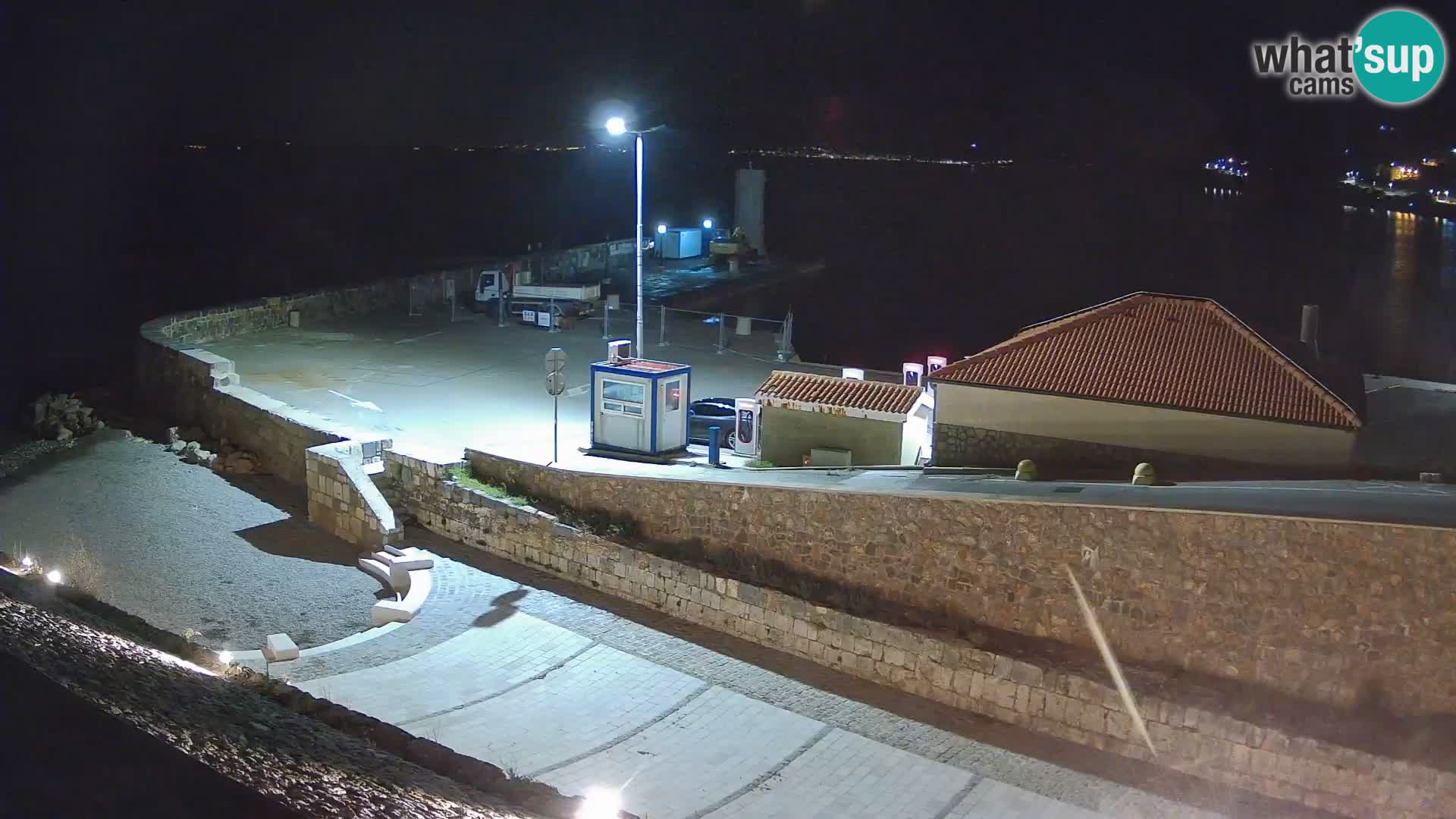 Webcam Porto di Segna – Frangiflutti e Faro in diretta
