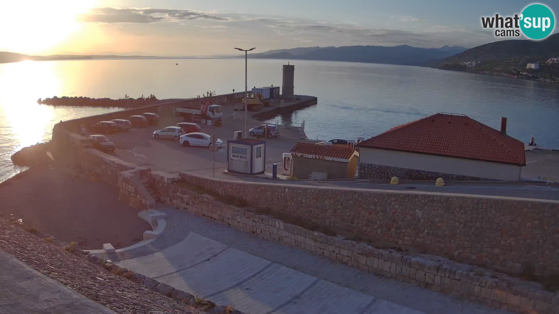 Senj Harbour Webcam – Breakwater & Lighthouse Live View
