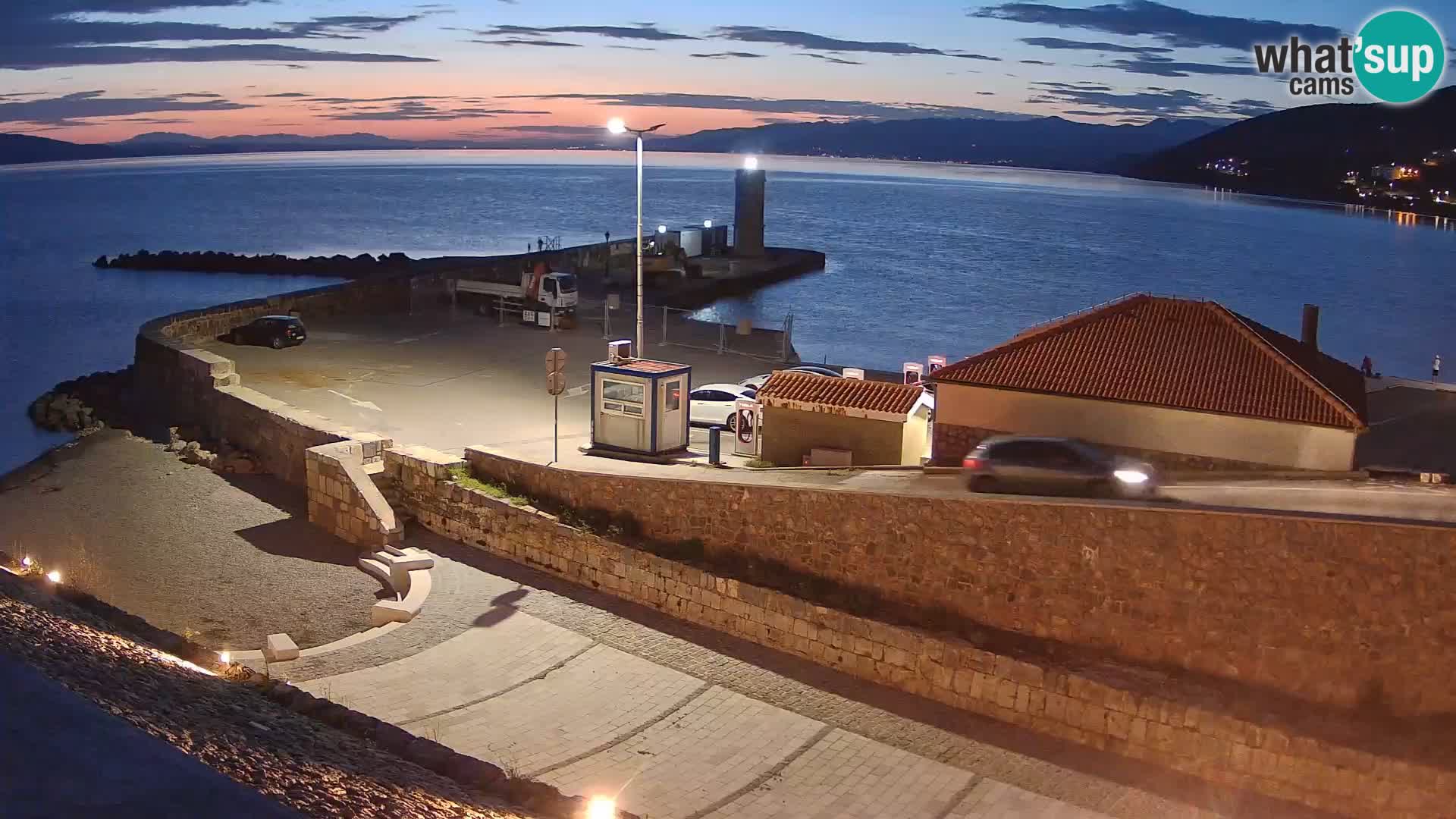 Senj Harbour Webcam – Breakwater & Lighthouse Live View
