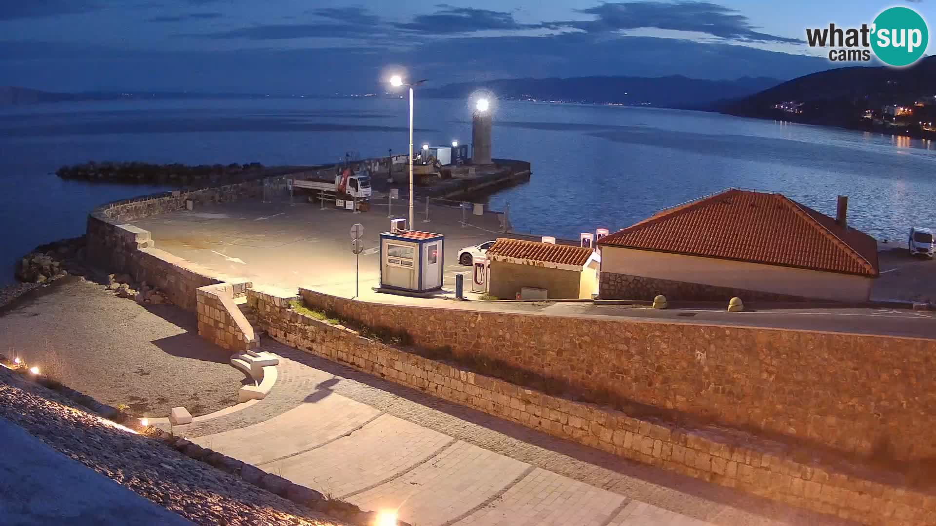 Senj Harbour Webcam – Breakwater & Lighthouse Live View