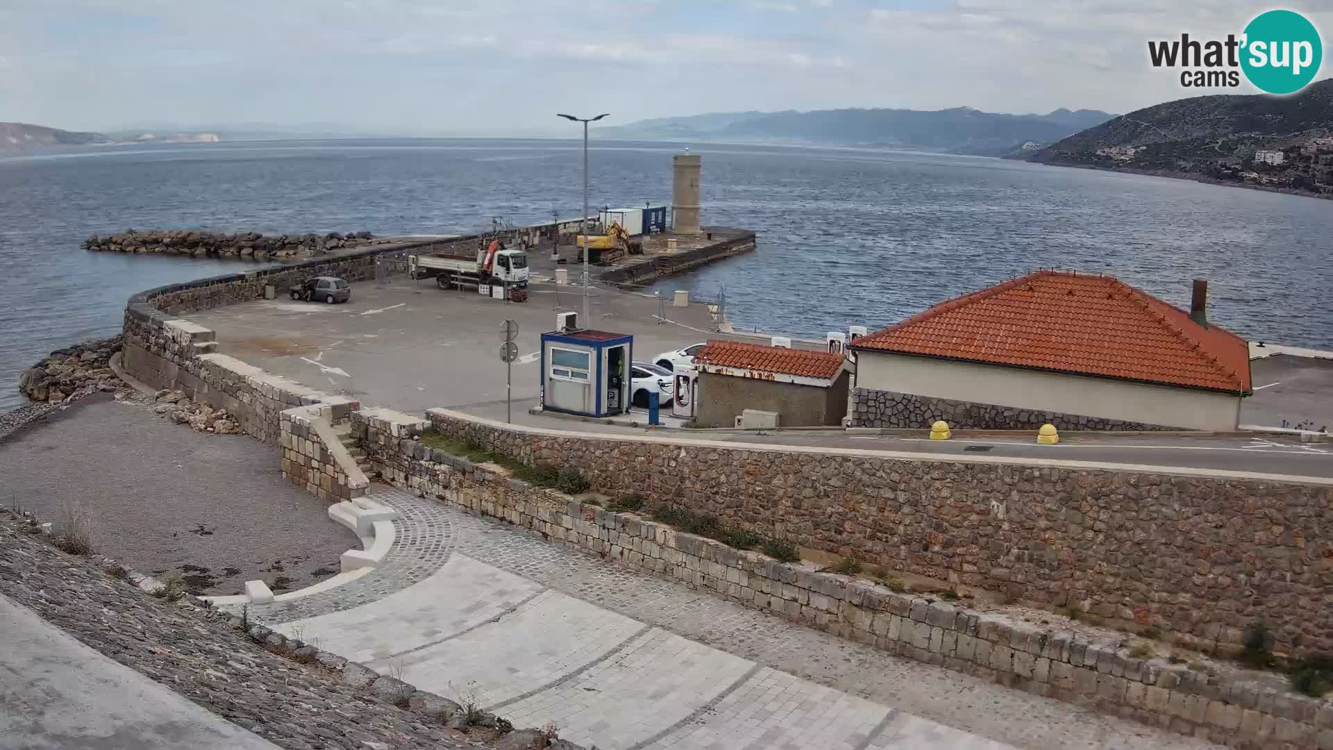 Webcam puerto de Senj – Rompeolas y faro en directo