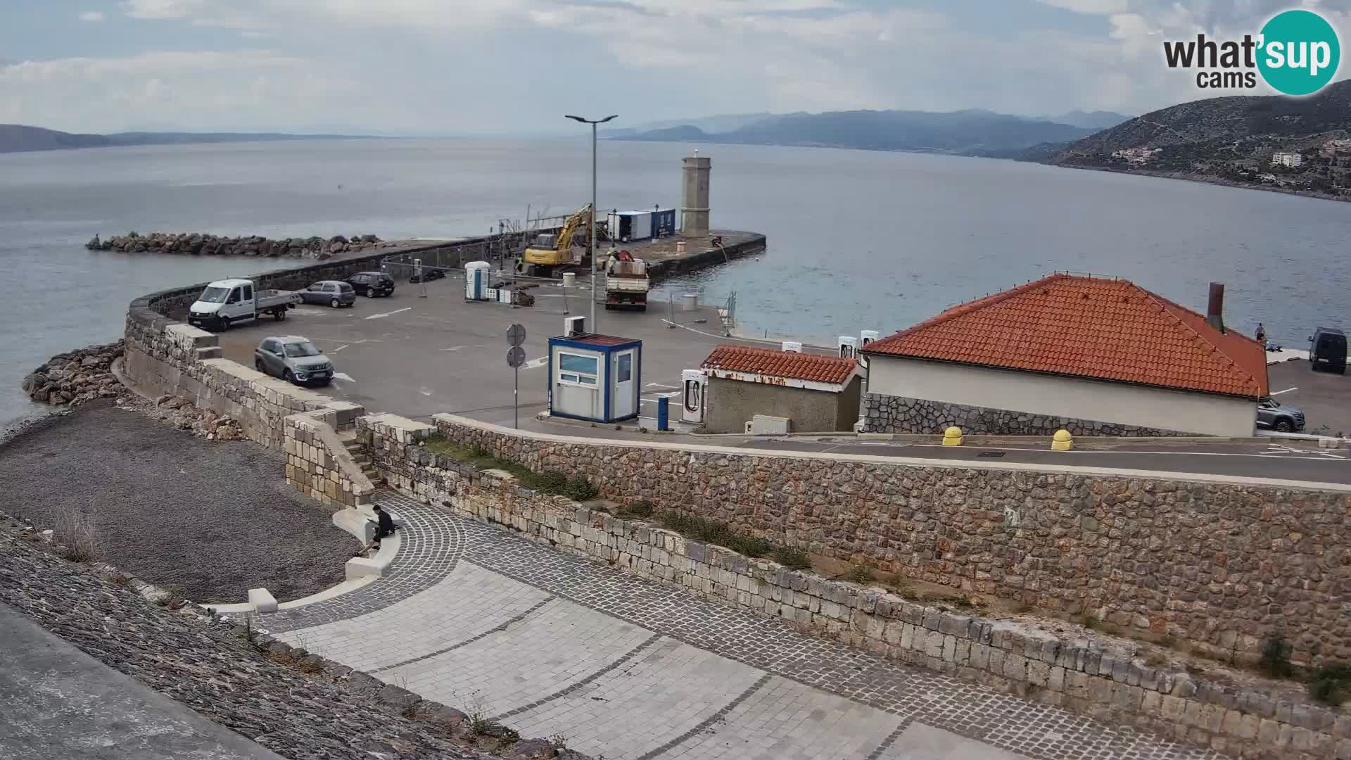 Webcam port de Senj – Vue sur la jetée et le phare