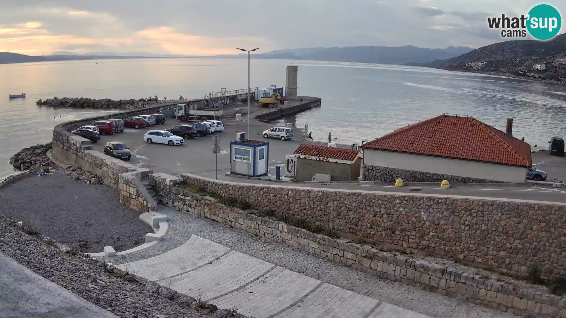 Senj Harbour Webcam – Breakwater & Lighthouse Live View