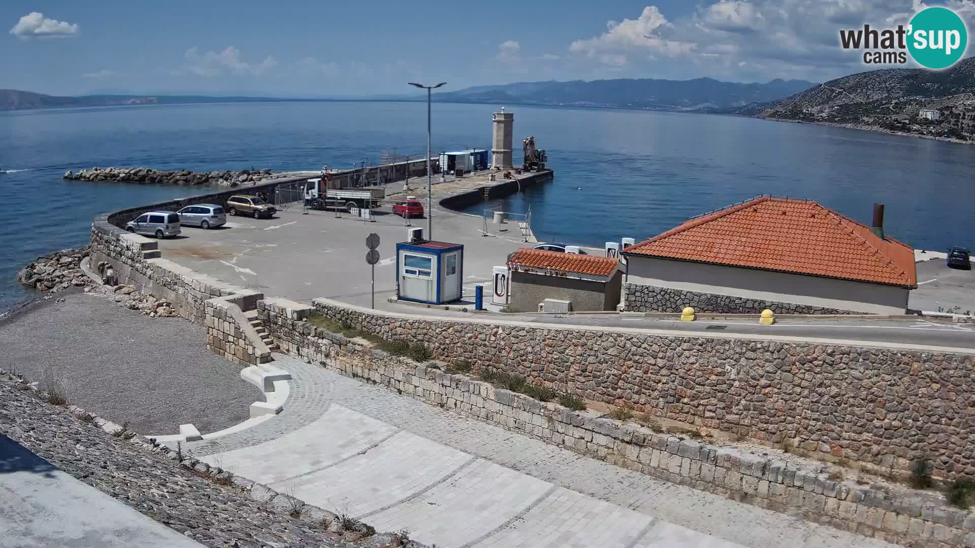 Web kamera Senj luka – Lukobran i svjetionik uživo
