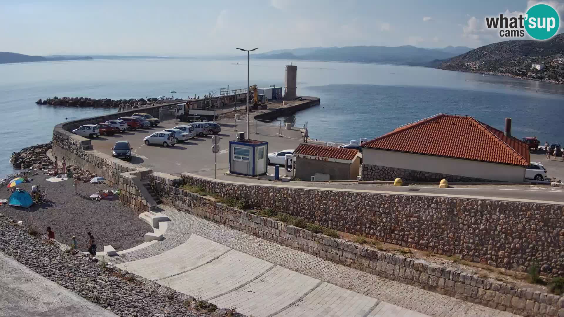 Webcam port de Senj – Vue sur la jetée et le phare