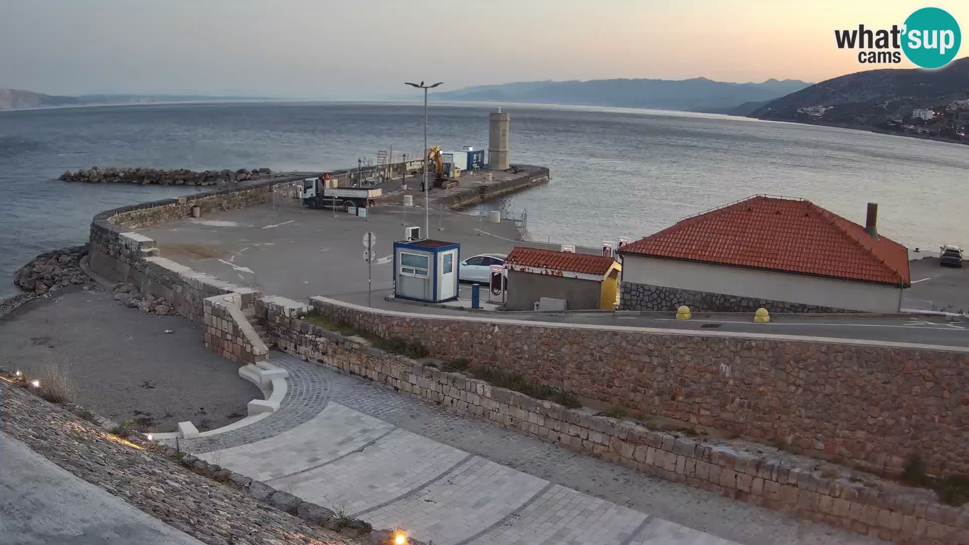 Senj Harbour Webcam – Breakwater & Lighthouse Live View