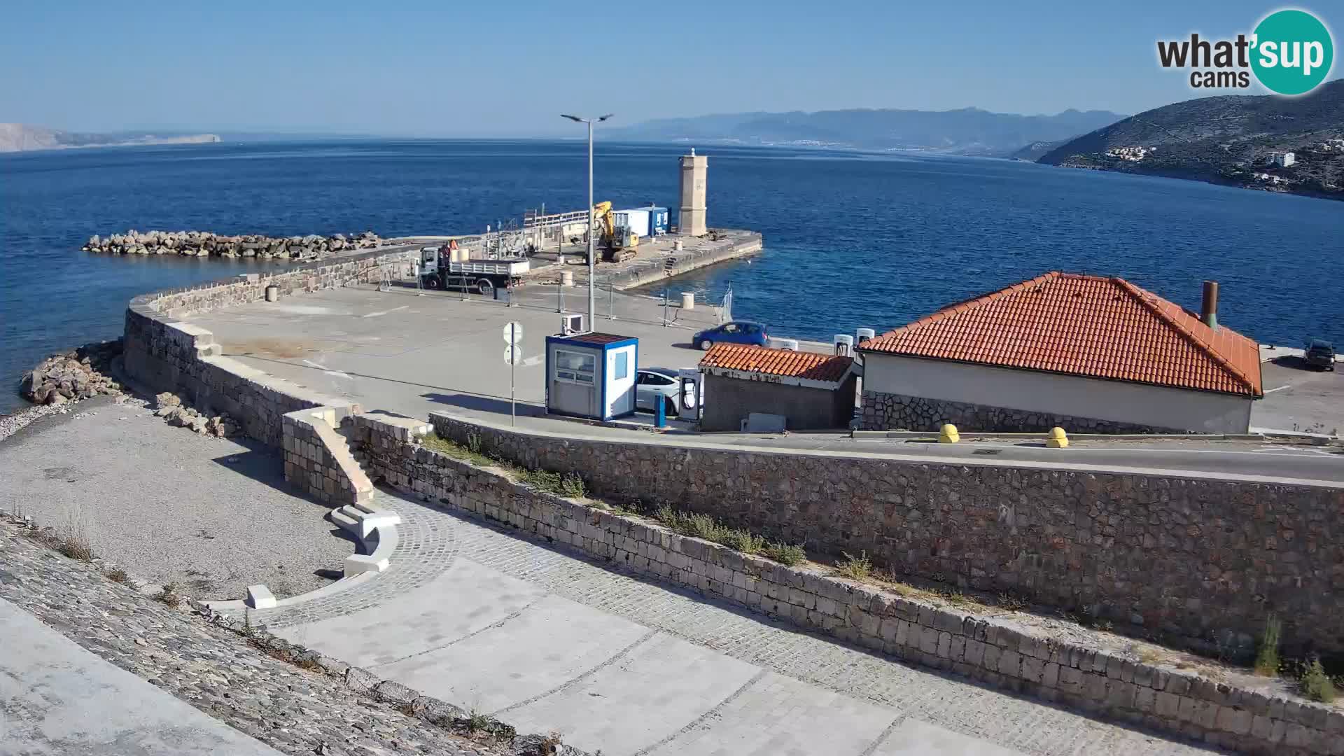 Webcam Porto di Segna – Frangiflutti e Faro in diretta