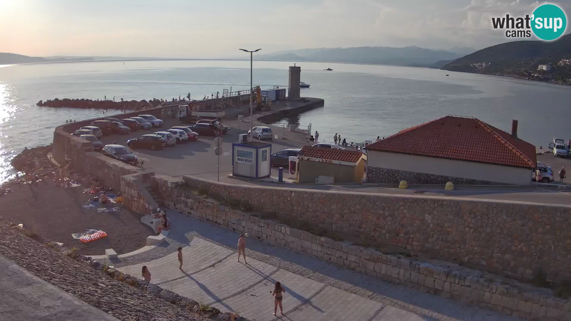 Webcam Porto di Segna – Frangiflutti e Faro in diretta