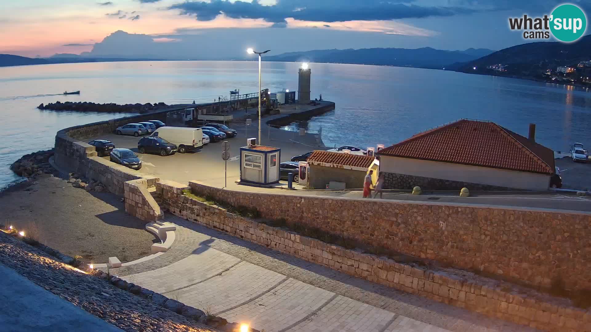 Senj Hafen Webcam – Wellenbrecher & Leuchtturm Liveblick