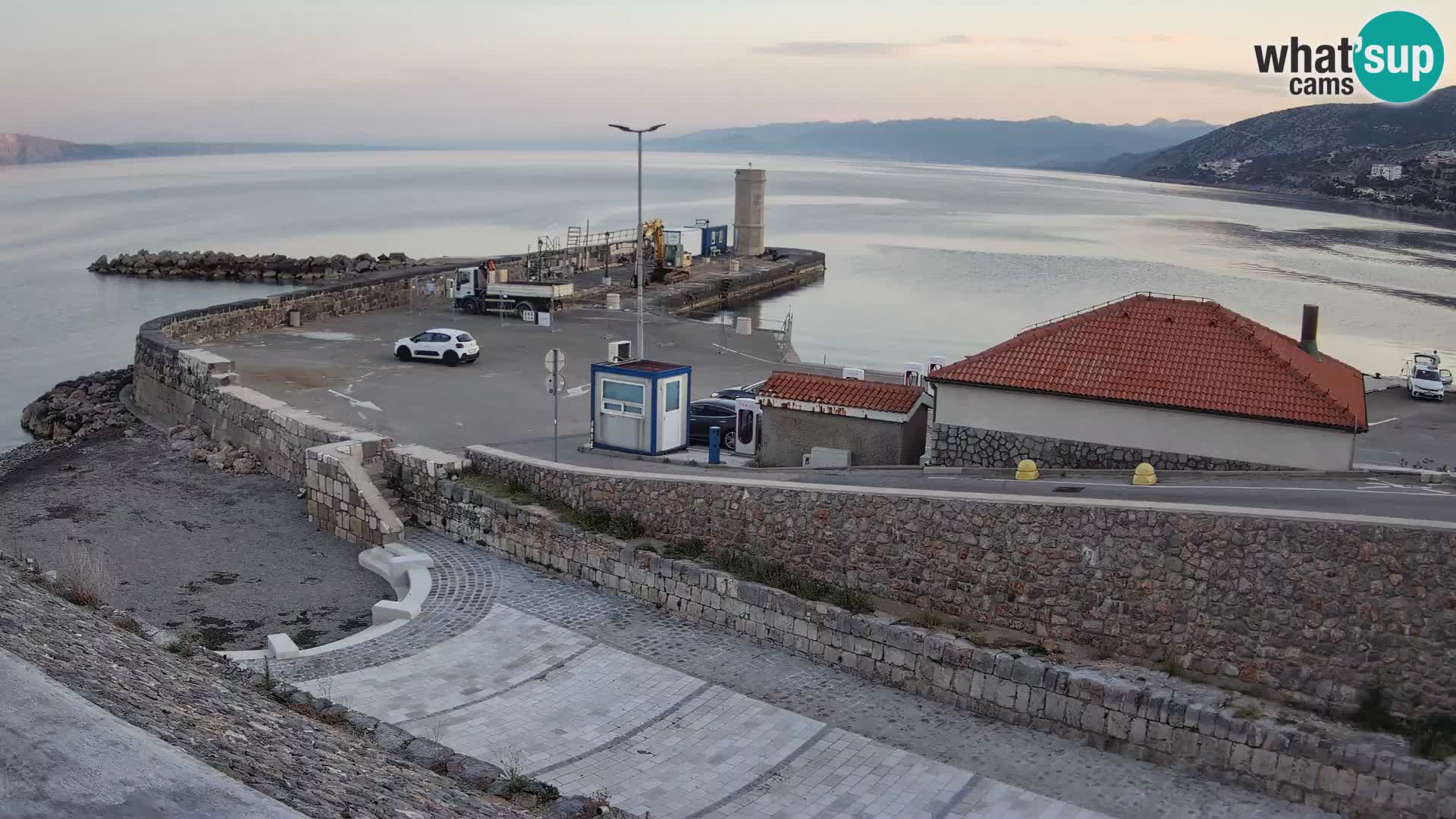 Senj Harbour Webcam – Breakwater & Lighthouse Live View