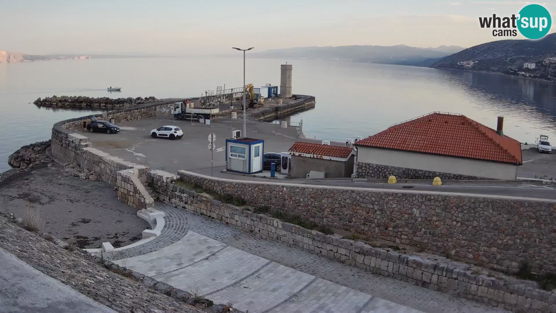 Senj Harbour Webcam – Breakwater & Lighthouse Live View